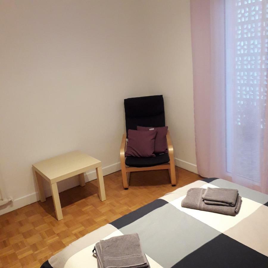Les Pins . 2 P Calme Et Terrasse Appartement Nice
